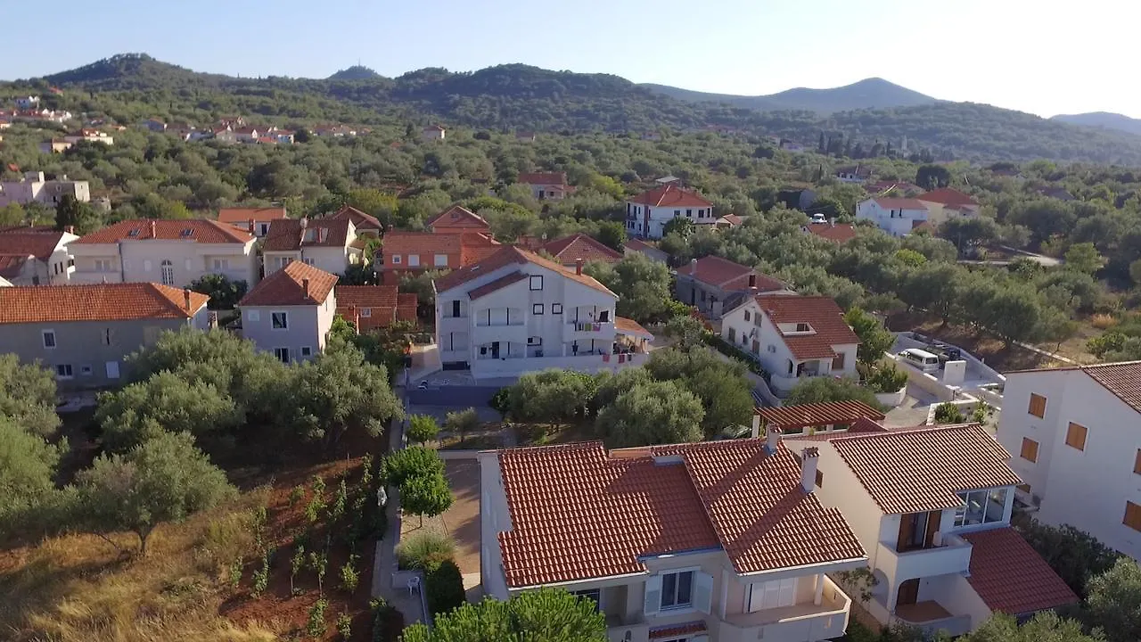 Apartments Bella Poljana Ugljan